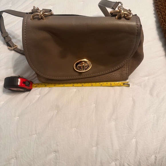 Coach crossbody - Picture 4 of 9